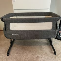 Mika Micky Bassinet Side Sleeper