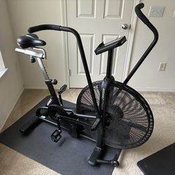 ASSAULT BIKE CLASSIC - EXCELLENT CONDITION - ROGUE FITNESS