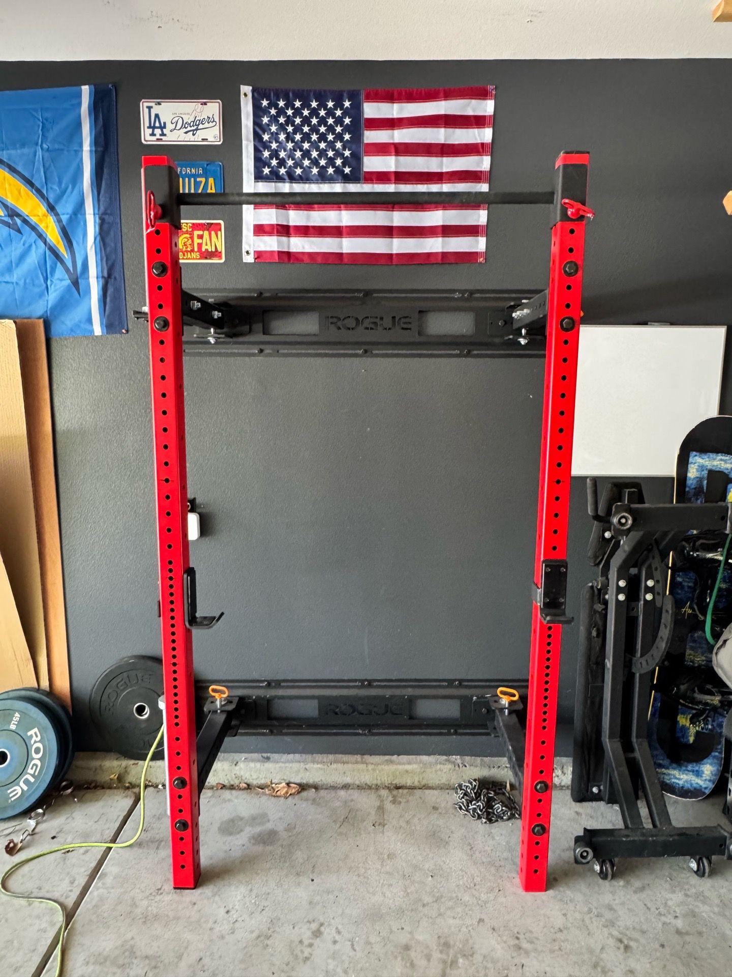 Using Rogue Power Rack ROGUE POWER RACK W/ WEIGHTS for Sale in Rancho Cucamonga, CA - OfferUp