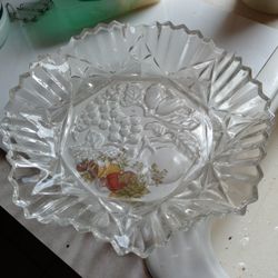 Glass dish