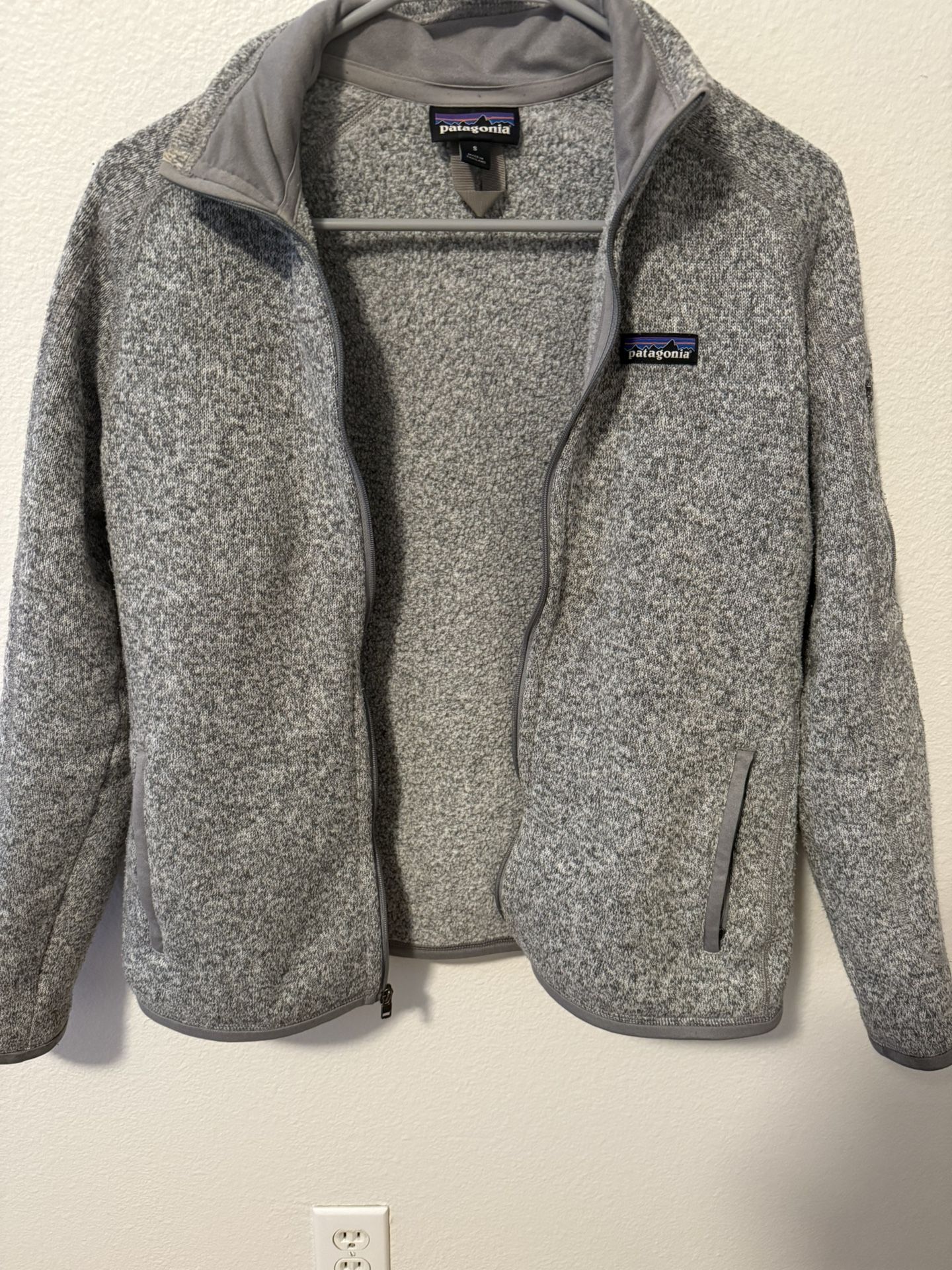 Patagonia Women’s Fleece Zip-up Jacket, Heather Gray