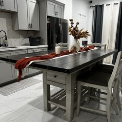 Dining Table With 4 Chairs 