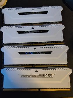 CORSAIR - VENGEANCE RGB PRO SL 32GB (2x16GB) DDR4 360OMHz C18 UDIMM Desktop Memory -

White