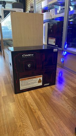 MSI gaming desktop Ryzen 7 32Ram 1TB SSD Rtx 5070