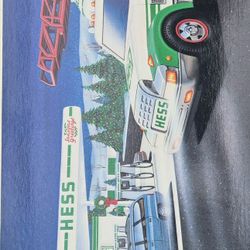 Hess Trucks N.i.b.