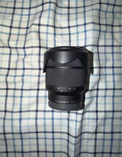 Sony 28-70 f 3.5-5.6