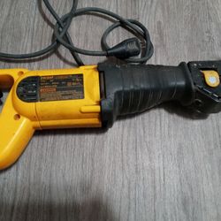 Reciprocating Saw (Like New)