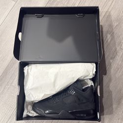NEW  Jordan Retro 4 Black Cat Size 7.5