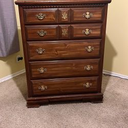5 Drawer Dresser