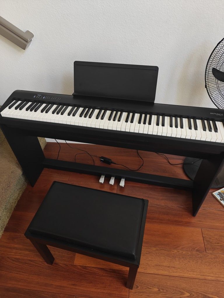 Roland Keyboard Piano FP-30x