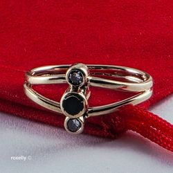 14K Yellow Gold Emerald and Diamond Pinky Ring Size 2.25, Solid Gold!/ Anillo de Oro con 1 Esmeralda y Diamantes! 👌🎁Post Tags: Anillo de Oro