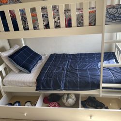 Bunk Twin Bed  With The Mattresses 