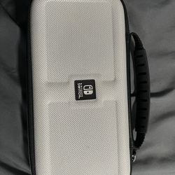 Nintendo Switch Game Traveler Case