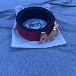 MCM RED/BLACK REVERSIBLE BELT  Reversible belt, Leather, Black and red