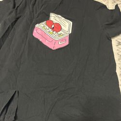 Size Small Beautiful T shirts 