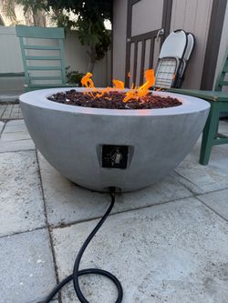 Bond 65,000 BTU Outdoor Propane Gas Fire Pit – Large Modern Concrete Look