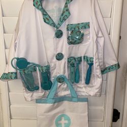 Little Doctors Coat, Mask, Medical Bag & All Accessories .  