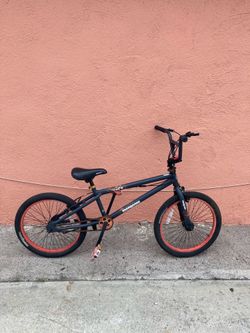Mongoose Bmx bike 20 inches tires ready to ride