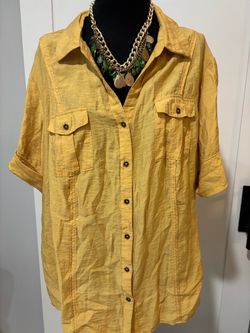 Women’s blouse