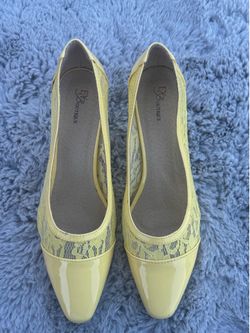 EYBoutique Women’s size 11
