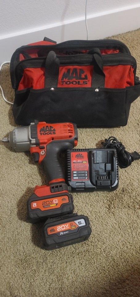 20V MAX* 1/2" Drive BL-Spec™™ High-Torque Brushless Impact Wrench