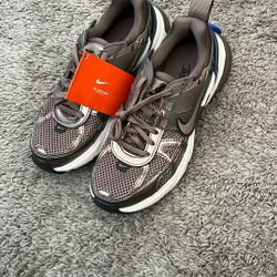 Nike V2K