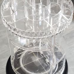 Like New 360 rotation Makeup Organizer And Storage With 8 Adjustable Layers. 