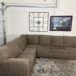 * Like New * Ashley Furniture 2pc Grey Modular Sectional Sofa ( Free Delivery )
