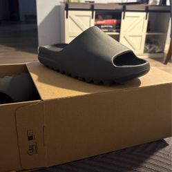 Yeezy Slides