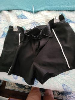 Worn a few times this is a really cute tankini set size large
