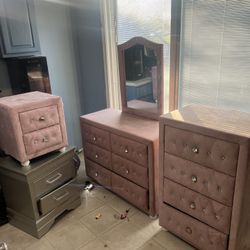 Dresser for Bedroom with 4 Storage Drawers The bed is also included.