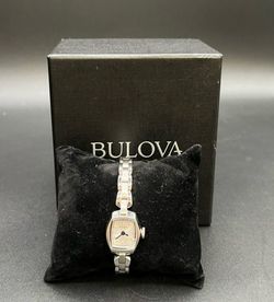 Bulova Quarts Lady’s Wristwatch *1608