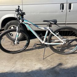 Lv Bliss Bike Great Condition
