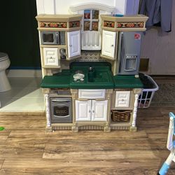 Toy Kitchen