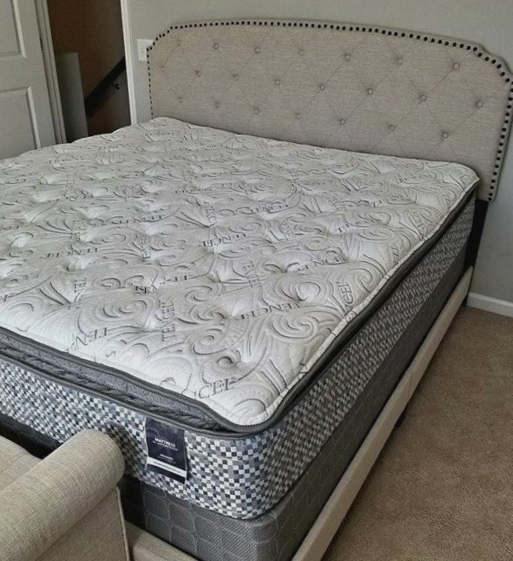 Queen Mattress Set Brand New just $40 up-front