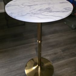24-Inch Round Cocktail Bar Table with Metal Base, Bistro Pub High Table, Bar Height Table for Kitchen, Dining Room, Living Room, Easy