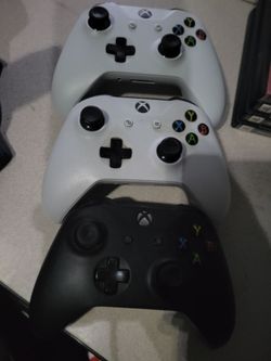 Xbox controllers
