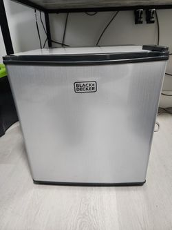 Black n Decker Mini Fridge Stainless Steel Finish