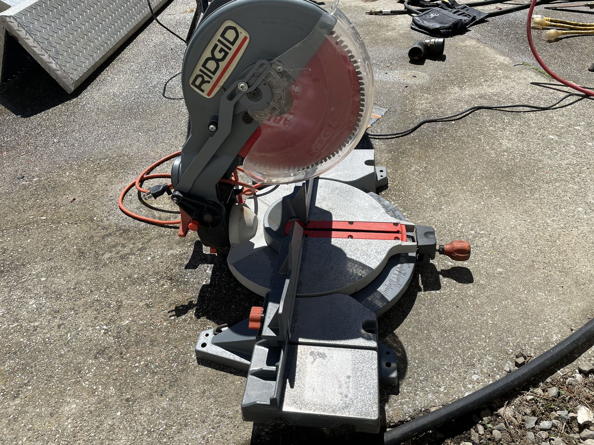 Miter saw