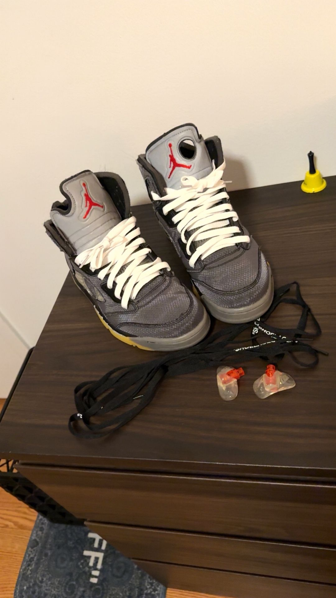 Jordan 5 off white size 9.5