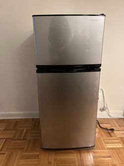 Insignia Mini Fridge