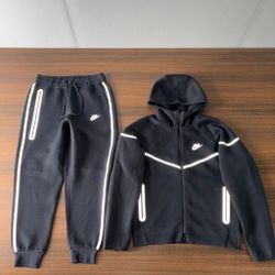 Nike Reflective Tech Fleece Hoodie Black  Sizes, S, M, L