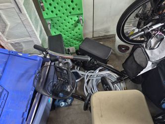 Knee scooters