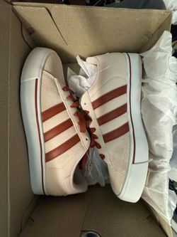 Adidas Sneakers