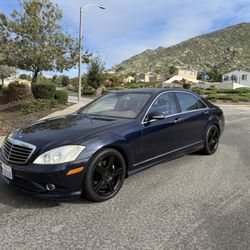 2007 Mercedes-Benz S550 Sedan 