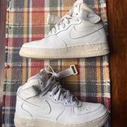 Nike Air Force 1 Mid, Size 4.5 Y
