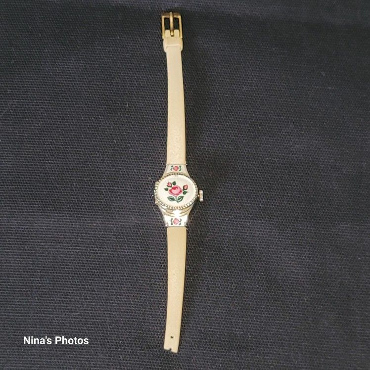 Vintage Gisa 17 Jewels Swiss 17mm Watch Handpainted Floral  display picture 1