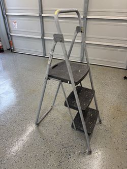 3 steps ladder