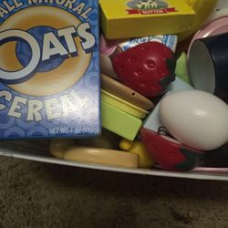 Pretend Food Kitchen Play