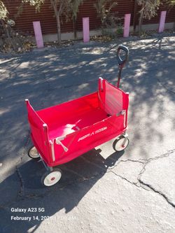 Radio Flyer Wagon 